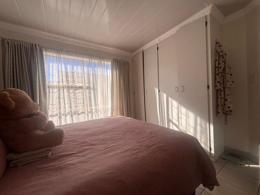 To Let 2 Bedroom Property for Rent in Fleurdal Free State